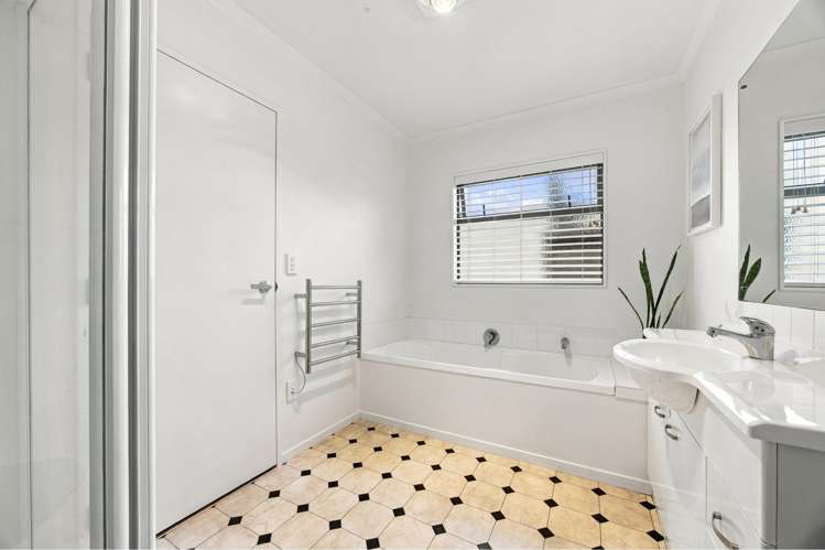1/86 Tamatea Road Hilltop_14