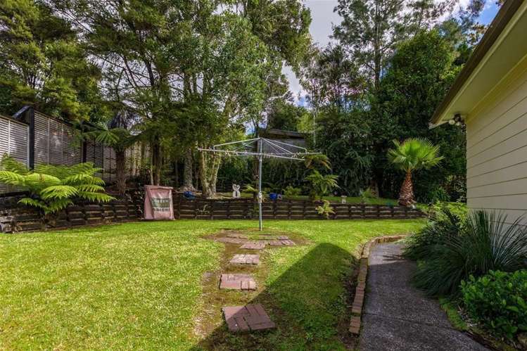 6 Stallard Place Glen Eden_12