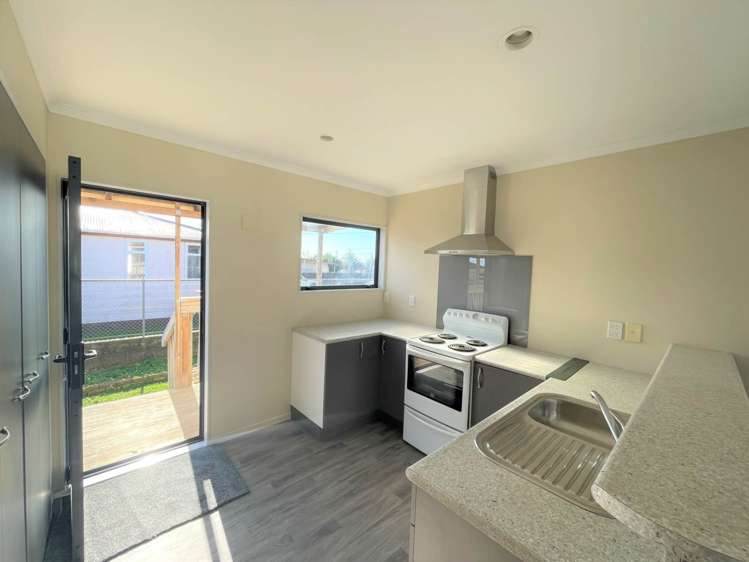 1A Scanlen Terrace Kelston_4