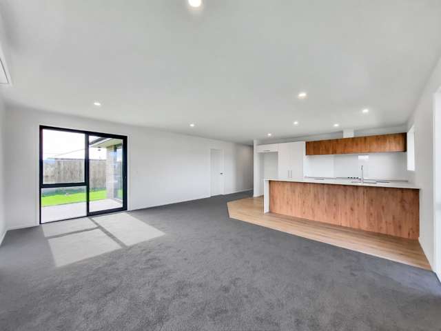 1 Cousins Street 500171_3
