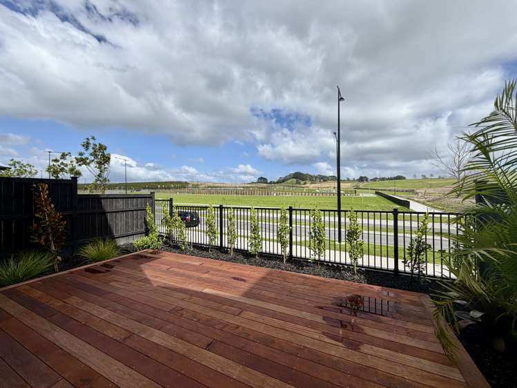 92B Tukutata Crescent Milldale_21