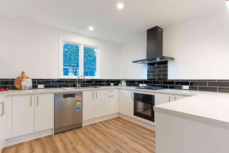 62 Tilford Street_4