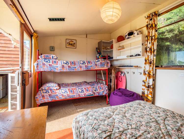 32 Peace Street Taieri Mouth_15