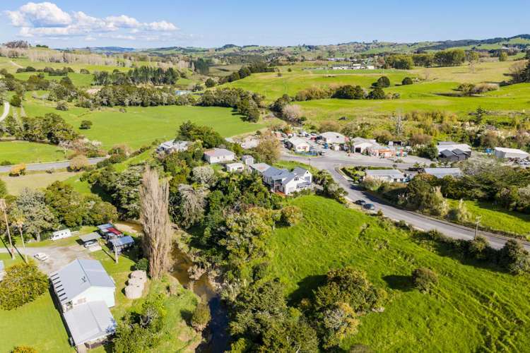 7 Doctors Hill Road Maungaturoto_39