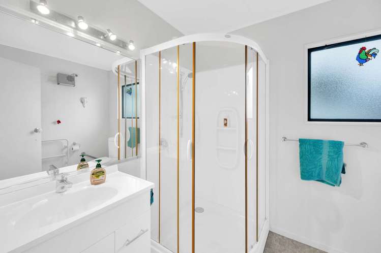 2/17 Townshend Crescent Greenmeadows_12