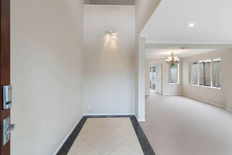 6 Karson Place Flat Bush_25