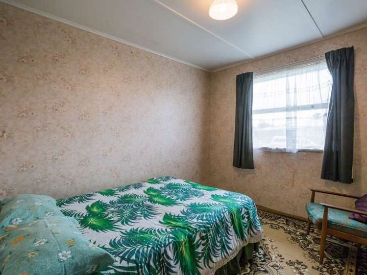 607 Huia Street Camberley_7