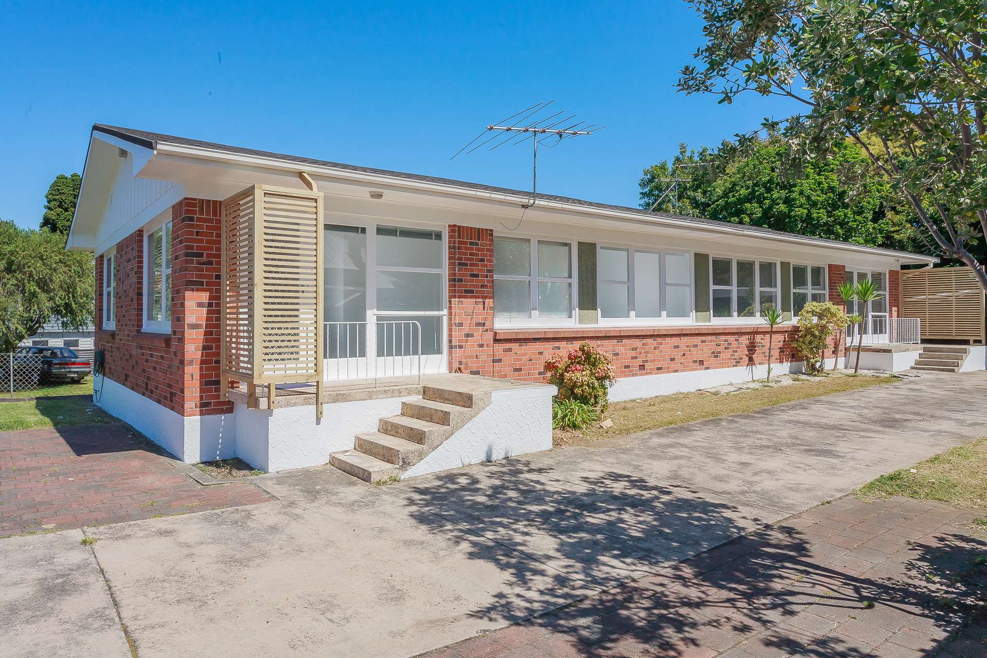 13b Saint Lukes Road Mount Albert_0