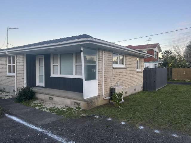 1/215 Swanson Road 11401_2