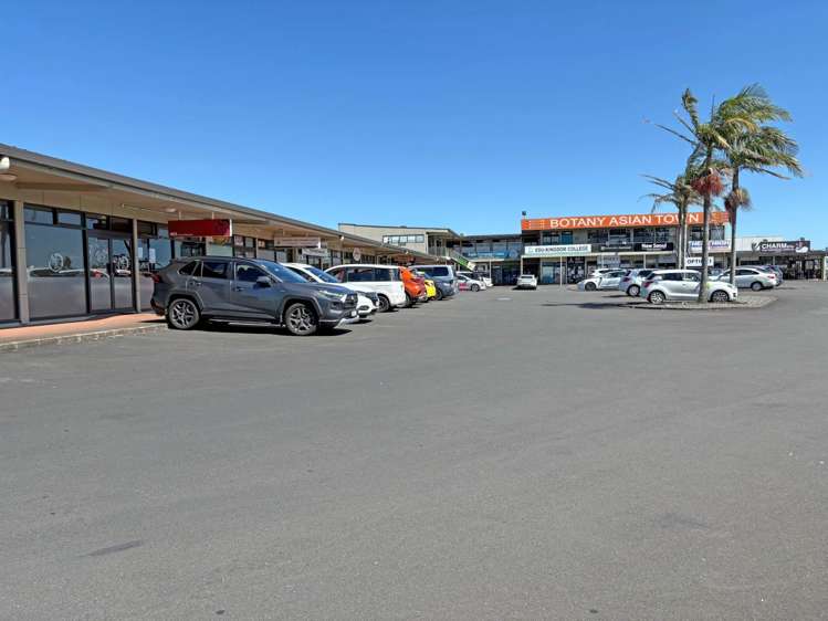 Unit 3/14 Bishop Lenihan Place East Tamaki_1