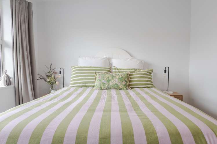 7 Pine Tree Road Hokitika_18