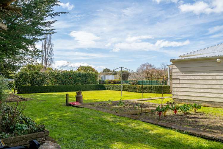 121 Chester Road Carterton_19