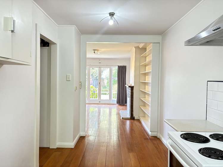 1/36 Empire Road 1662_2