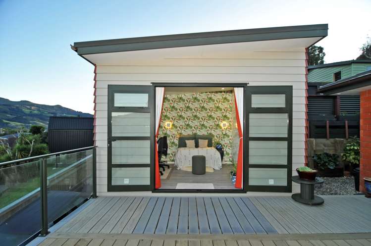 16 Lauder Street Company Bay_13