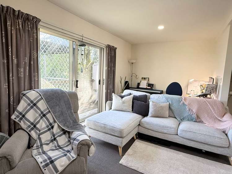 8/5 Kilham Avenue Northcote_1