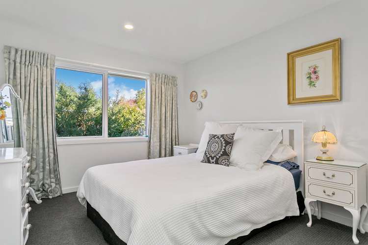 13 The Pheasant Tail Nukuhau_16