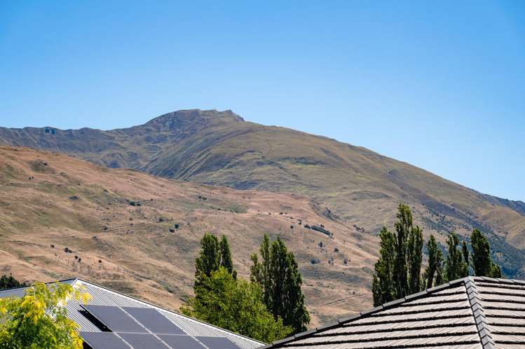 65 Kelliher Drive Wanaka_13