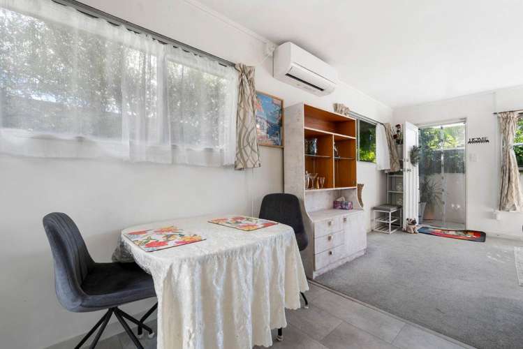2/54 Finch Street Morningside_5