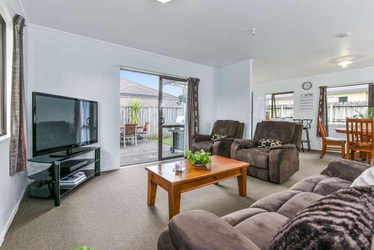 77 Pooks Road Ranui_9