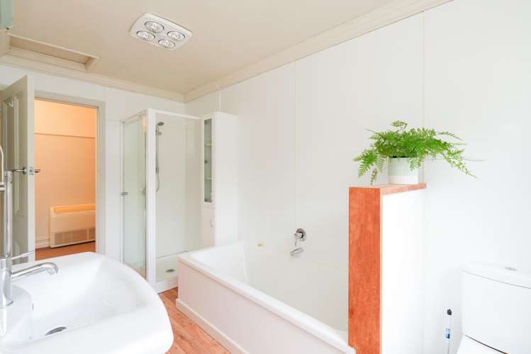 67 Russel Street Gladstone_8