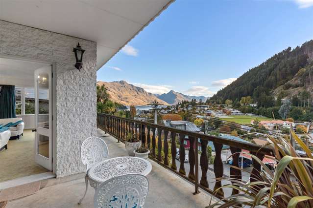 111 Hallenstein Street Queenstown_1