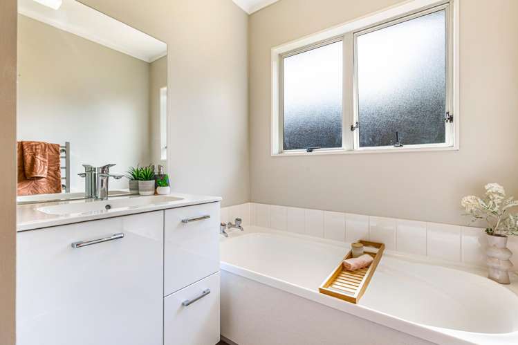 3 Meynell Court Glen Eden_9