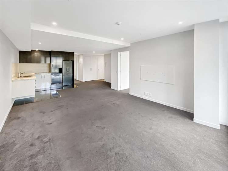 2B/30 Taranaki Street_0