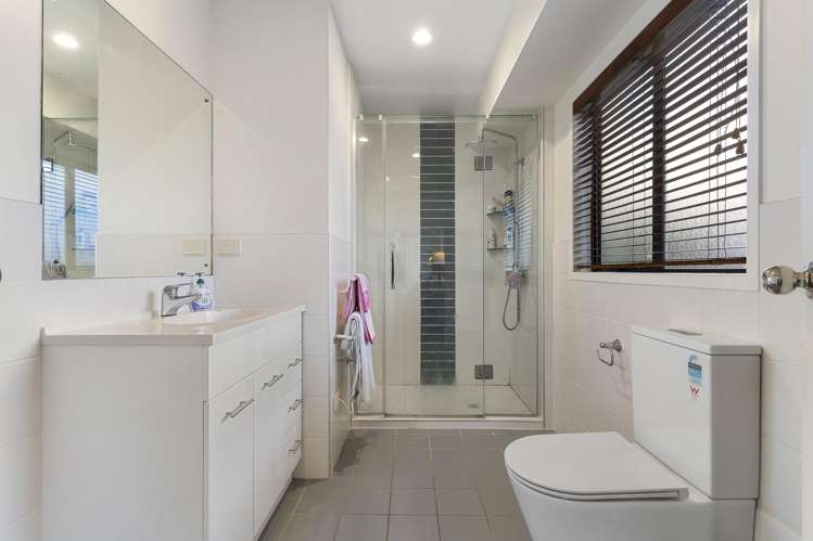 187 Sturges Road Henderson_14