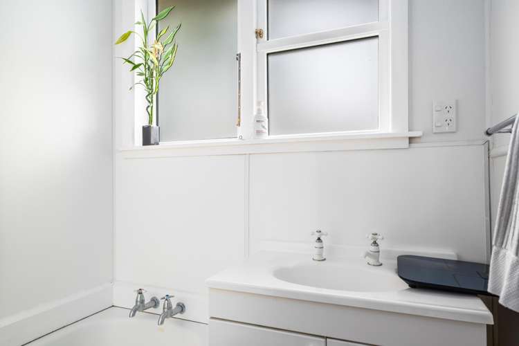 57A Ranui Terrace Tawa_10