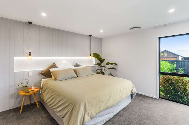 196 Southfield Drive Lincoln_13