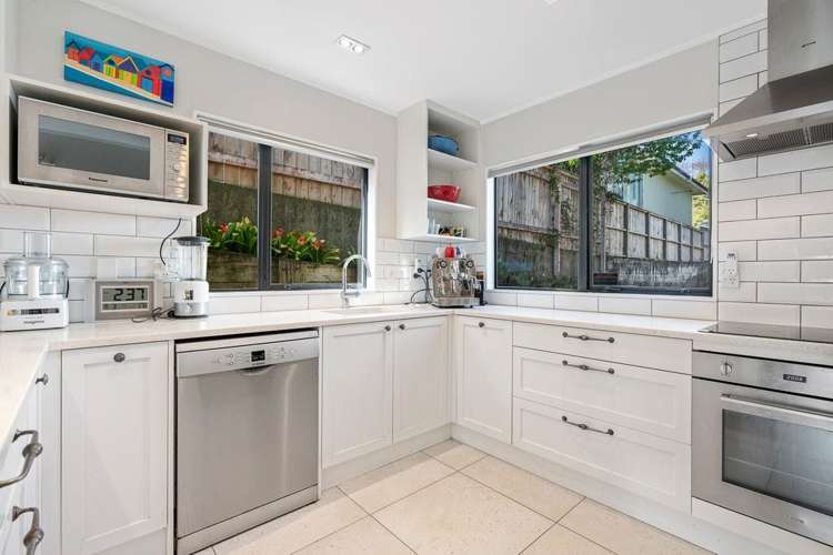 2/116 Maskell Street St Heliers_15