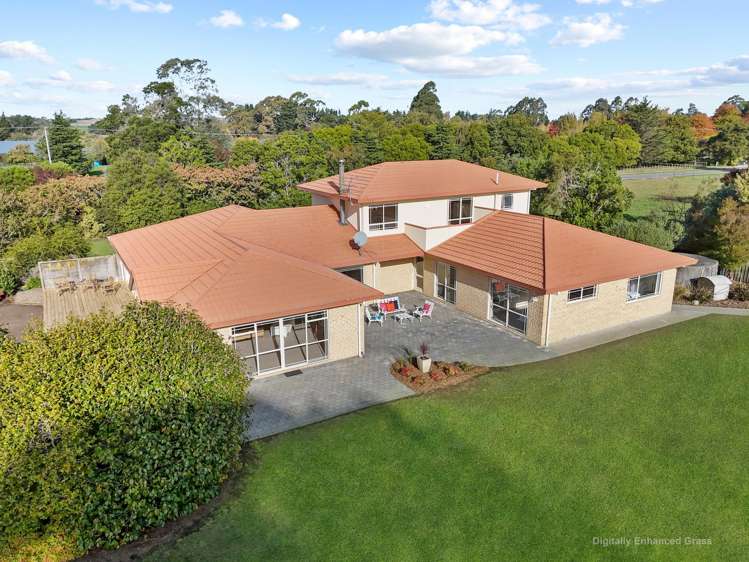 53 Willow Park Drive_0