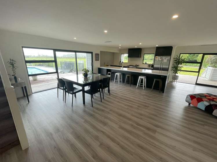 570 Holland Road Eureka_6