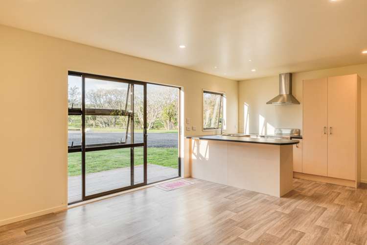 12 Brookvale Lane Taupaki_13