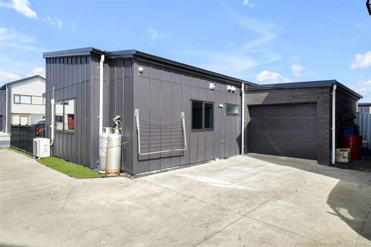 69 Black Beech Crescent Takanini_12