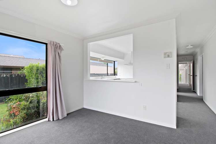 63 Chedworth Avenue Chedworth_16