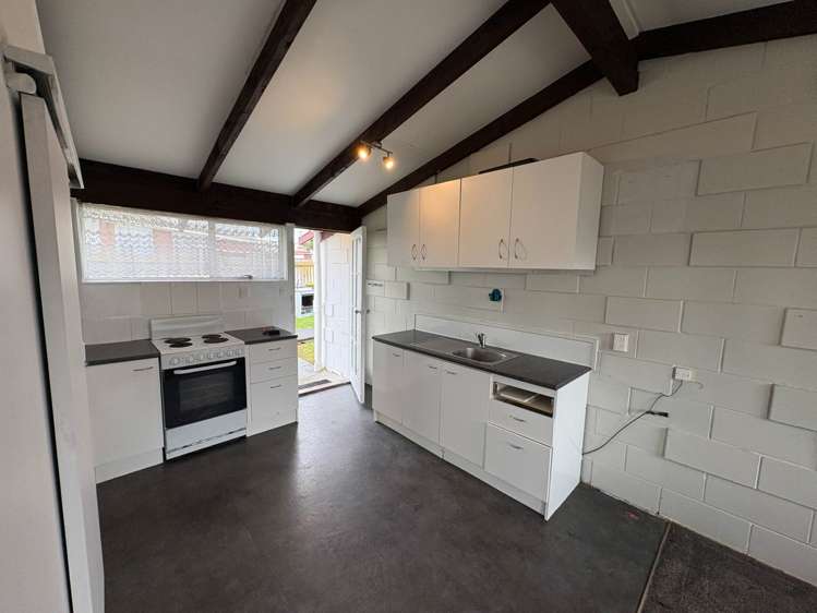 3/128 Farquhar Road Glendene_1