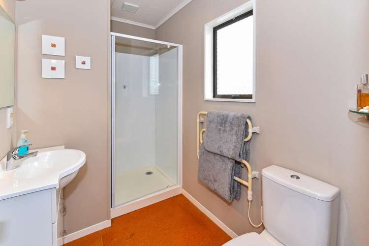 10 Campbell Place Papakura_17