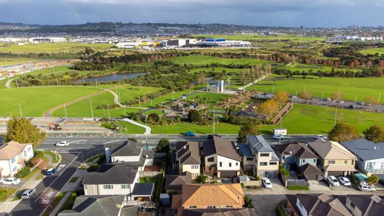 35 Agapanthus Place Flat Bush_12