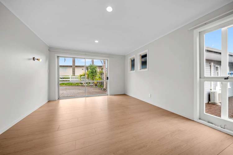 2/349 Glenfield Road Glenfield_23