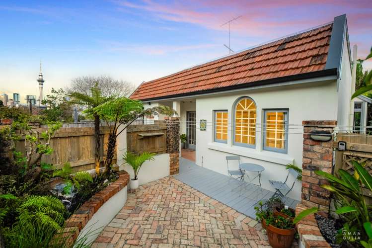 2/39 Anglesea Street_0