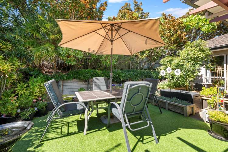 37 Admirals Court Drive Greenhithe_24