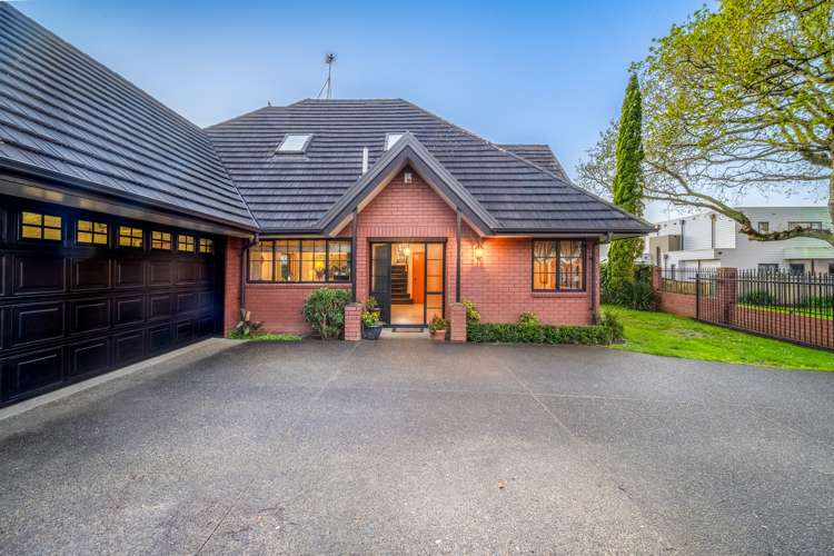 36 Oakwood Grove Eastern Beach_2