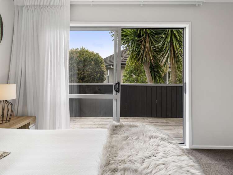 60 Intrepid Crescent Beachlands_21