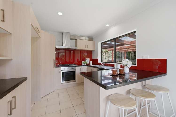 35 Peninsula Road Mangere_5