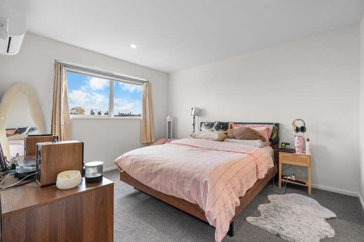 4 Selkirk Lane Hamilton Lake_4
