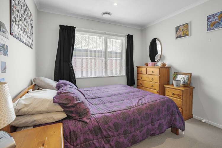 8 Sun Valley Way Wainuiomata_12