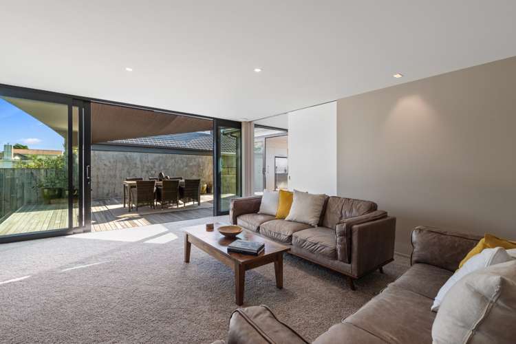 3 Pine Avenue Otumoetai_18