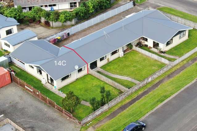 Lovely Renovated Unit