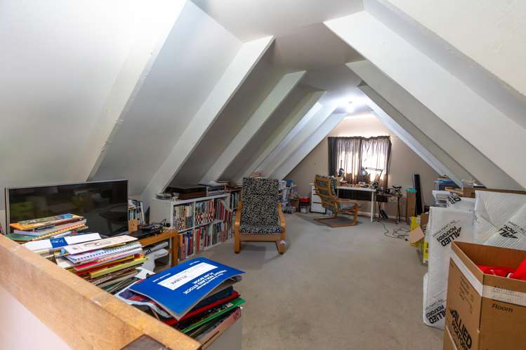 6 Chestnut Place Pukete_21